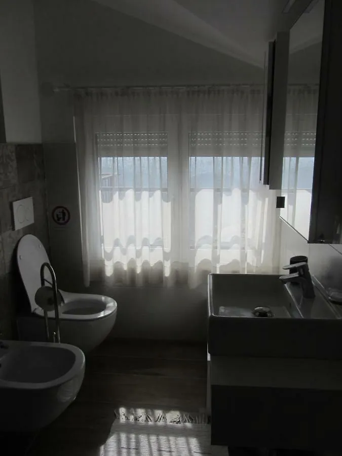 Apartment Casa Vacanze Como Brunate